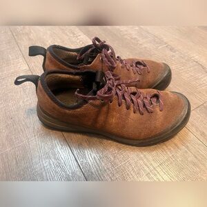 Arc'teryx Acrux SL Leather
Approach Shoes Women's Size 7 $189